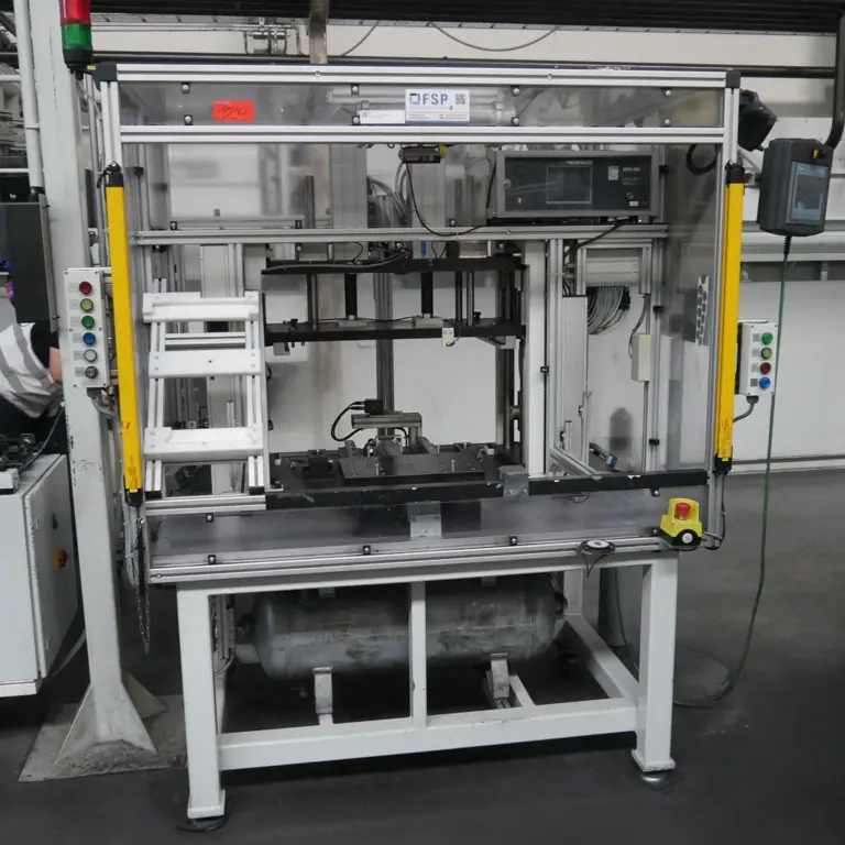 Pressure Test System (FSP DP.9) FSP Dichtprüfanlage Zylinderkopfhaube 3