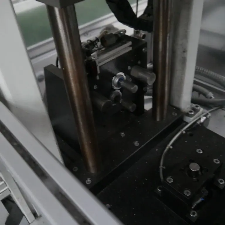 Pressure Test System (FSP DP.8) FSP Dichtprüfanlage Zylinderkopfhaube