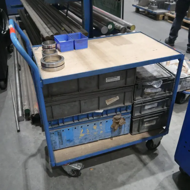 Floor-to-floor transport cart