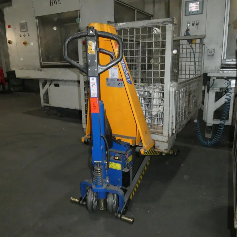 Electrohydraulic Scissor Lift Truck Seco ESGH1000i