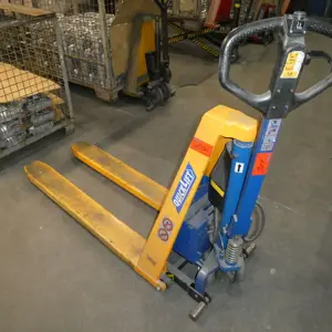 Electrohydraulic Scissor Lift Truck Seco ESGH1000i