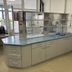 Laboratory bench system