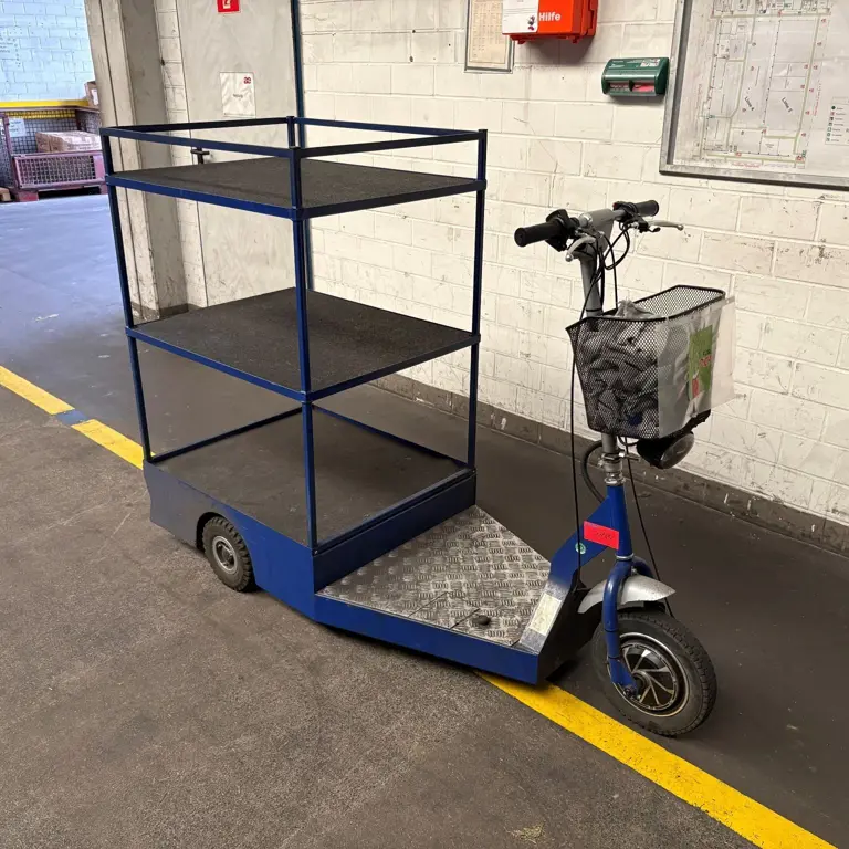 Electric Three-Wheeled Cargo Bike Erler Mobile GmbH Colly 2