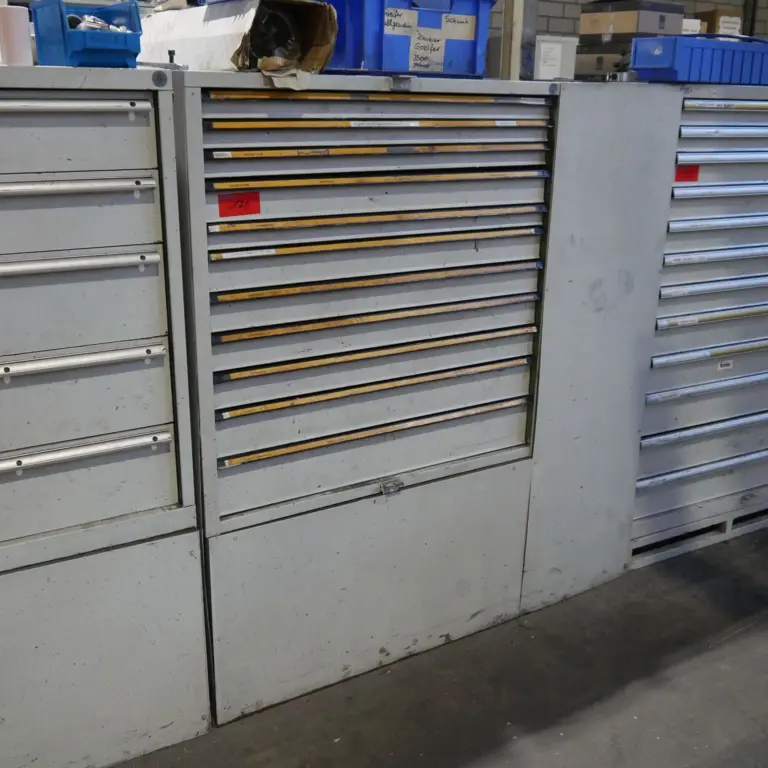 Telescopic-drawers cabinet (5)