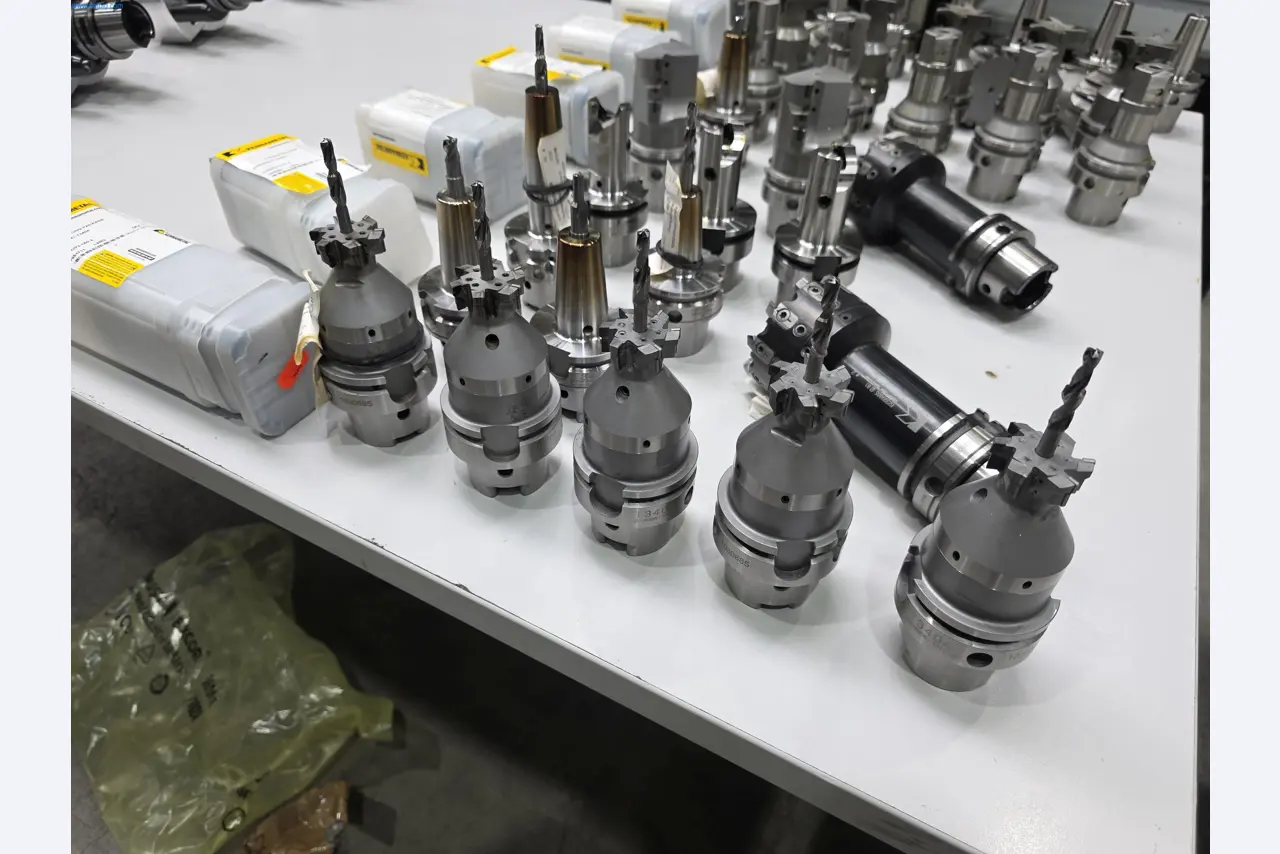 ae group – Plant and machinery for the manufacture of light-metal die-cast components (powertrain and structural parts) – AUCTION-32