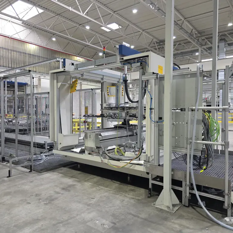 Automation system (workpiece transport on the left side for dual machining/dual loading)