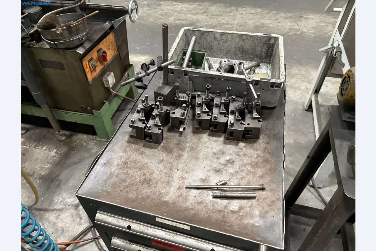 ae group - Anlagen und Maschinen zur Herstellung von Leichtmetall-Druckgusserzeugnissen (Powertrain u. Strukturteile) - AUKTION-9