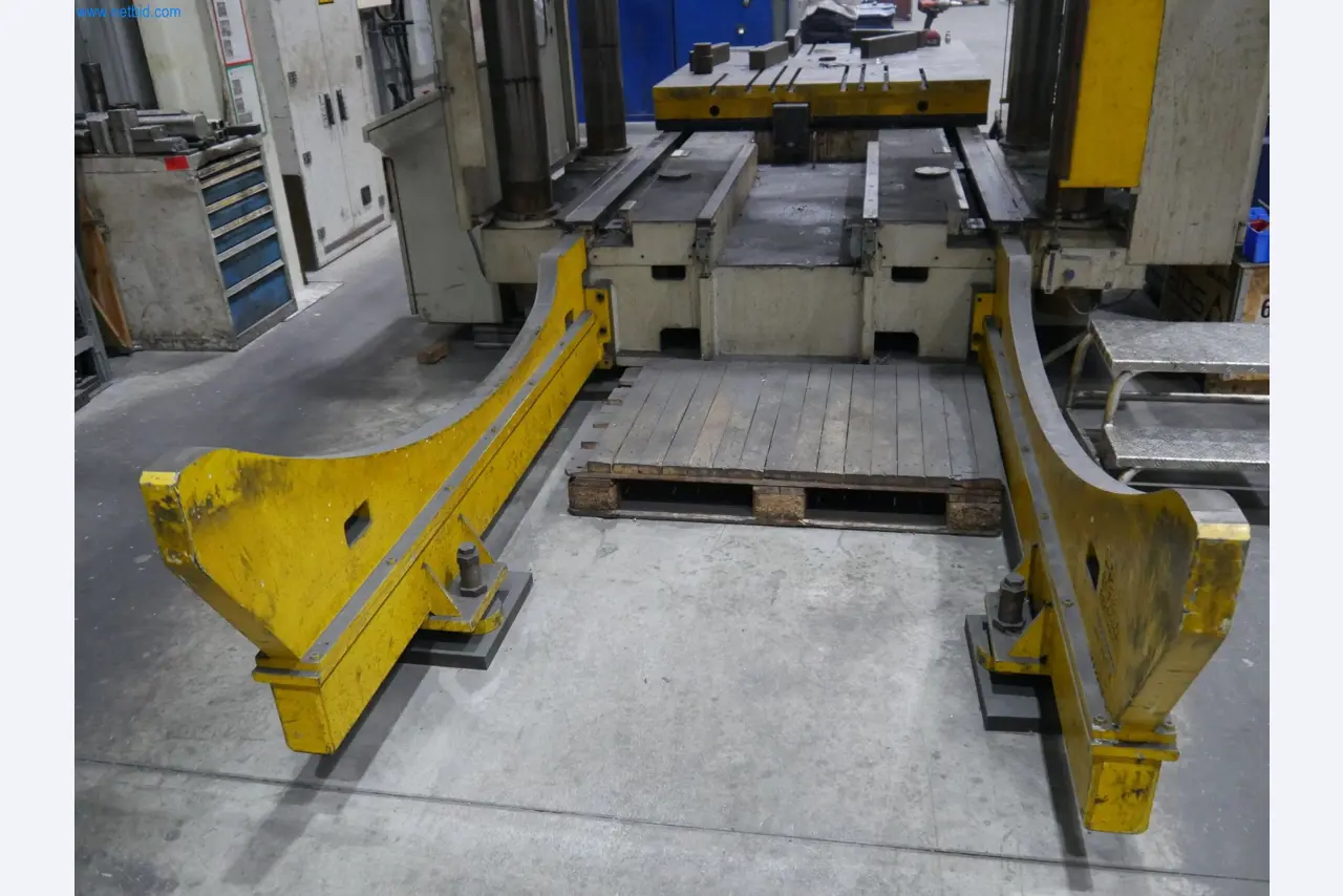 ae group - Melting store, Aluminum die casting machines 6,600 - 35,000 kN, Mechanical processing - PRIVATE TREATY SALE-2