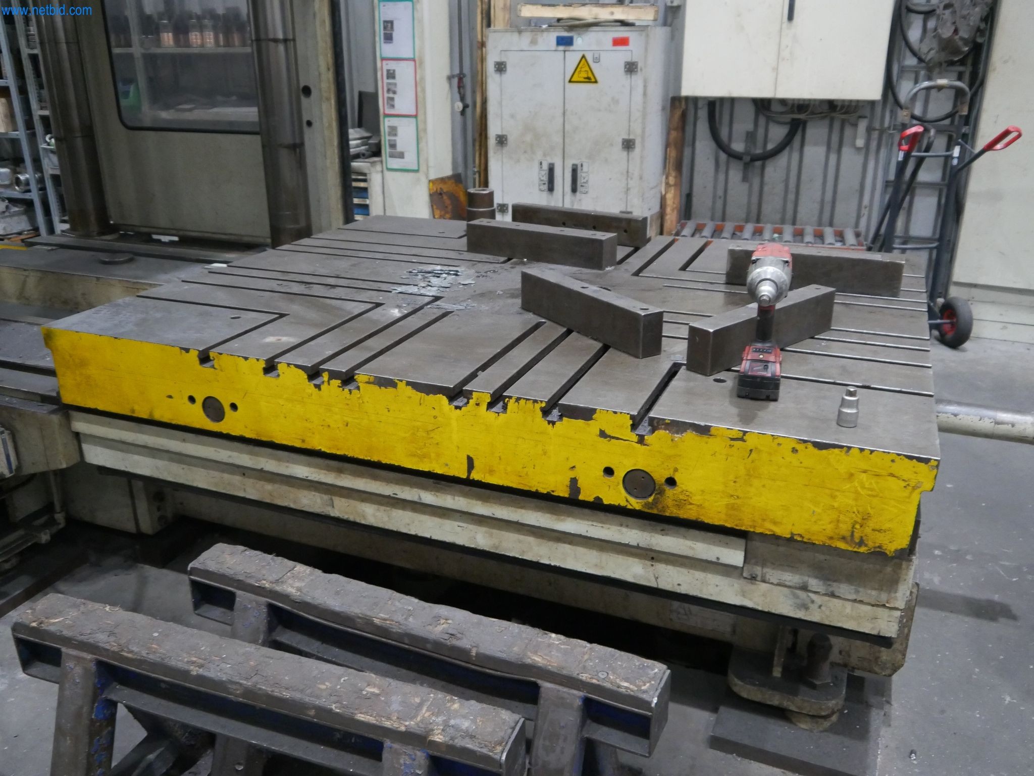 ae group - Melting store, Aluminum die casting machines 6,600 - 35,000 kN, Mechanical processing - PRIVATE TREATY SALE-4