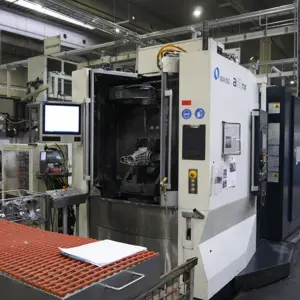 CNC Machining Center (Makino 9) Makino a61nx