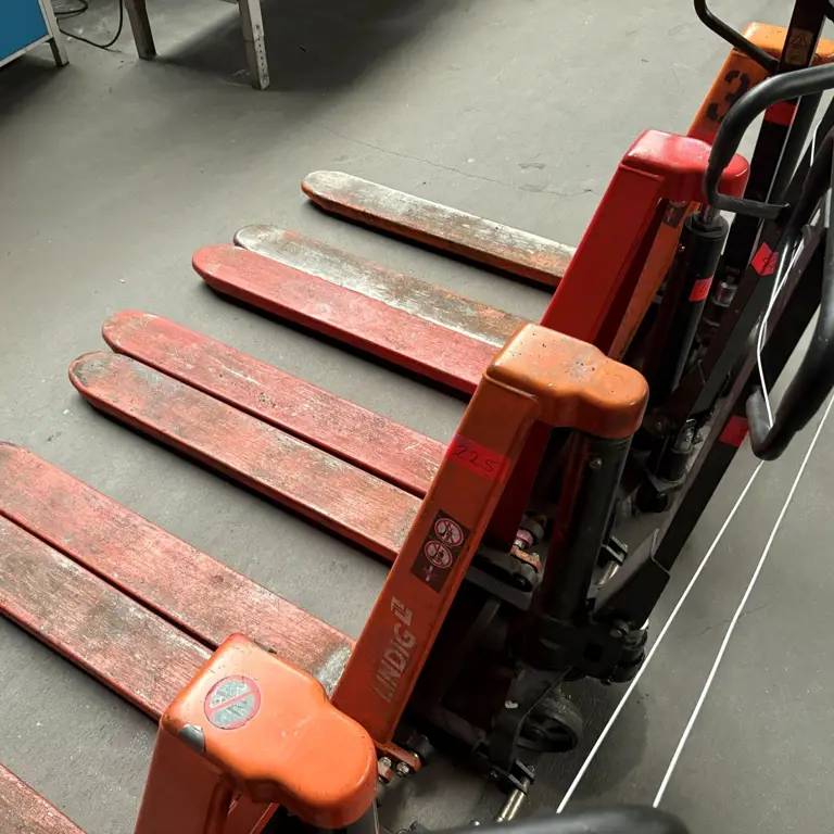 Scissor Lift Truck Schefer 1102010SLTM2
