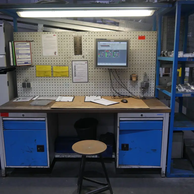 Test/Assembly Table Bedrunka + Hirth