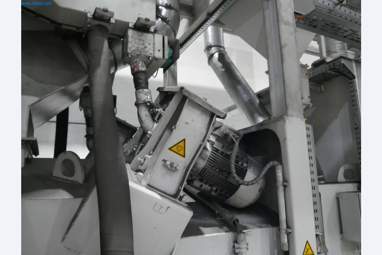ae group - Melting store, Aluminum die casting machines 6,600 - 35,000 kN, Mechanical processing - PRIVATE TREATY SALE-8
