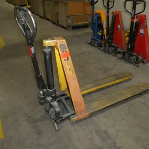 Scissor Lift Truck Yale HU HS10A