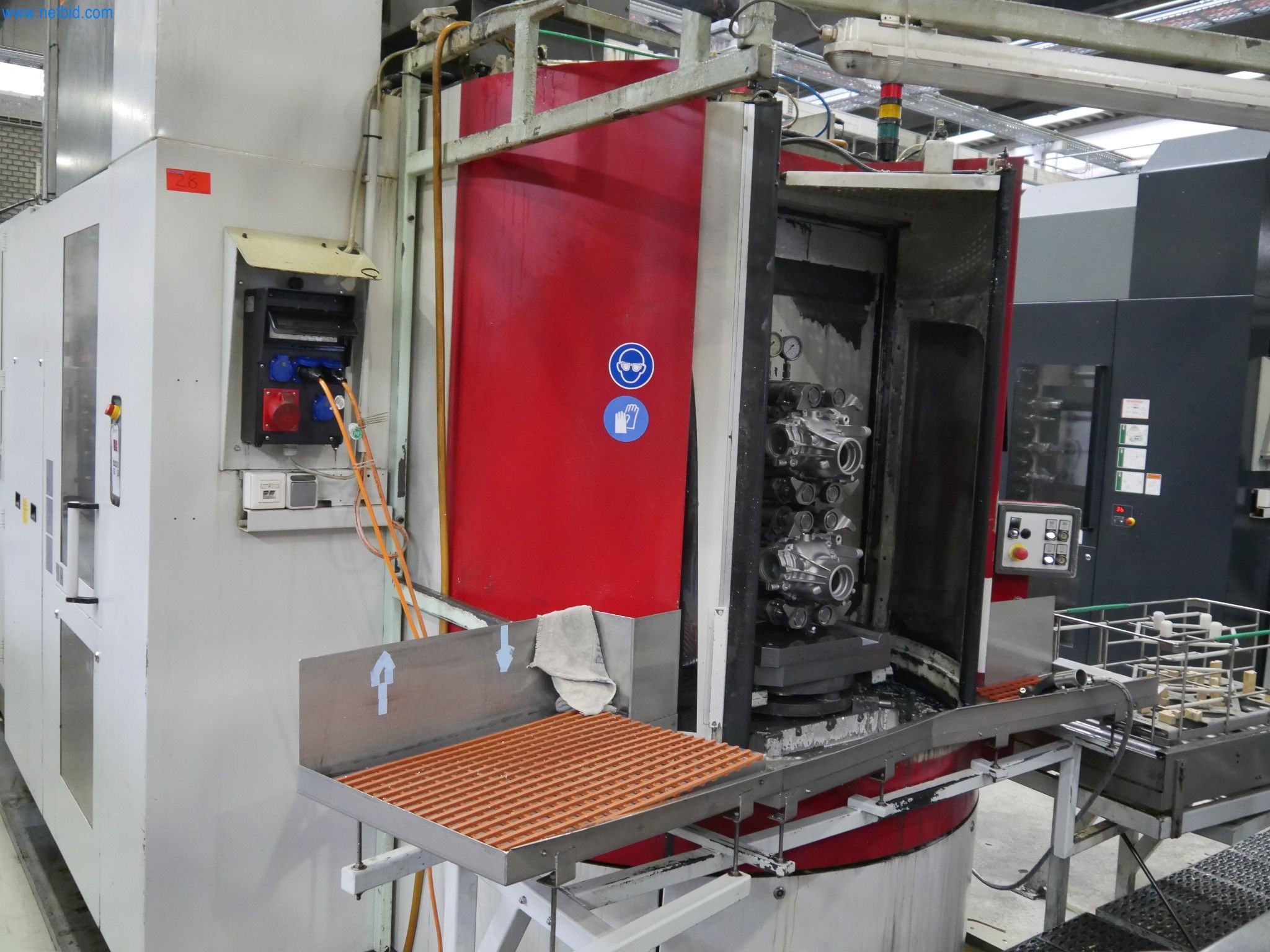 ae group - Melting store, Aluminum die casting machines 6,600 - 35,000 kN, Mechanical processing - PRIVATE TREATY SALE-2