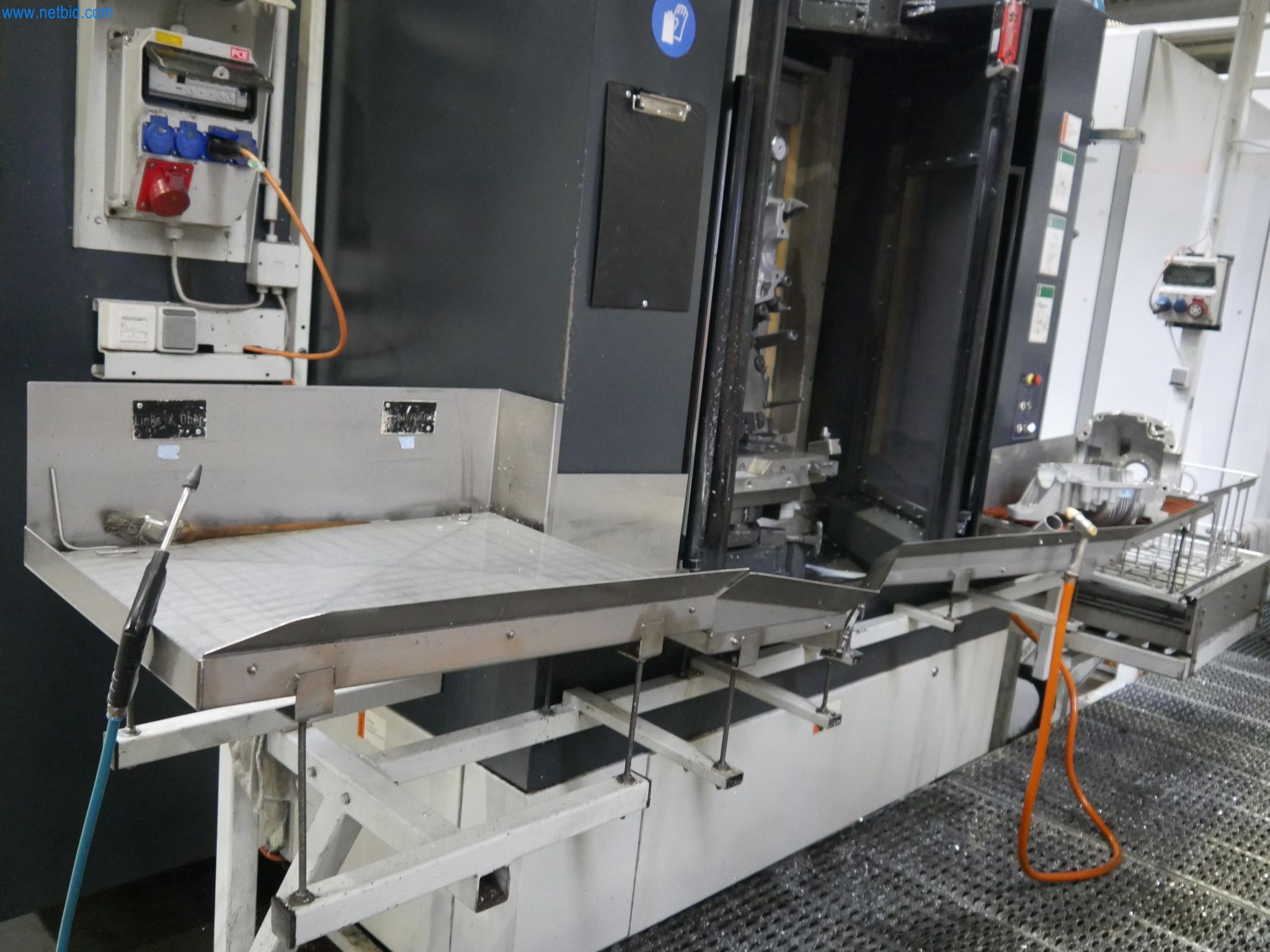 ae group - Melting store, Aluminum die casting machines 6,600 - 35,000 kN, Mechanical processing - PRIVATE TREATY SALE-2