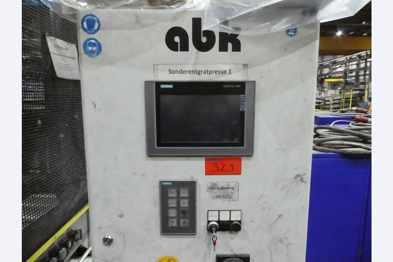 ae group - Melting store, Aluminum die casting machines 6,600 - 35,000 kN, Mechanical processing - PRIVATE TREATY SALE-2