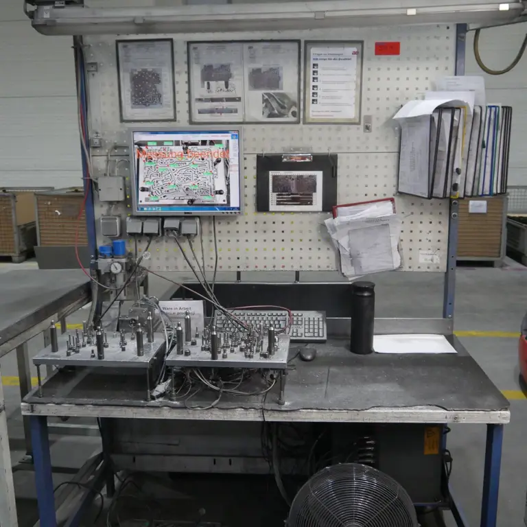 Test/Assembly Table
