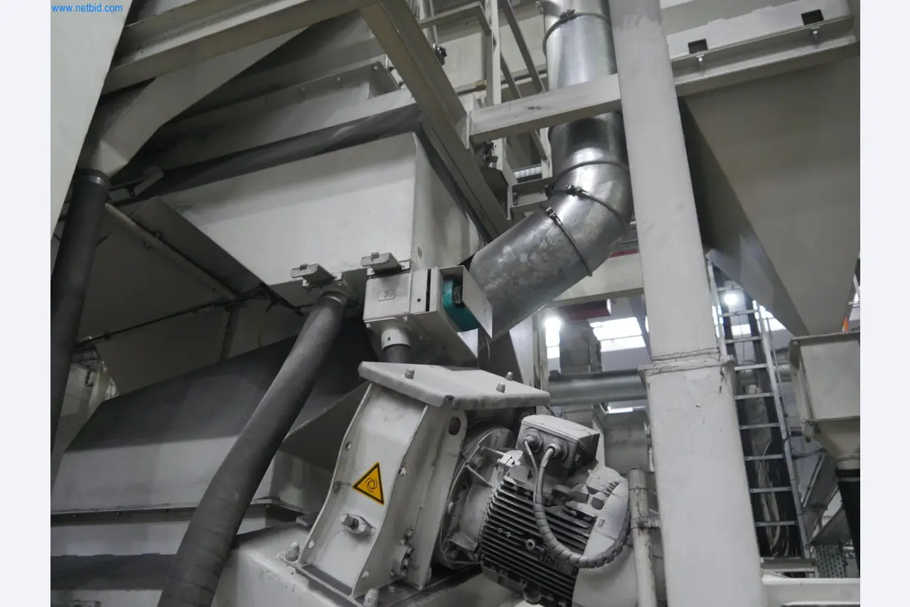 ae group - Melting store, Aluminum die casting machines 6,600 - 35,000 kN, Mechanical processing - PRIVATE TREATY SALE-4