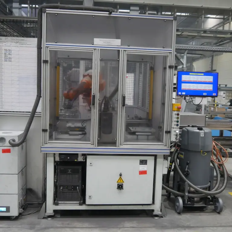 Laser Marking Machine FSP Lasermarkierzelle Schaltschieber