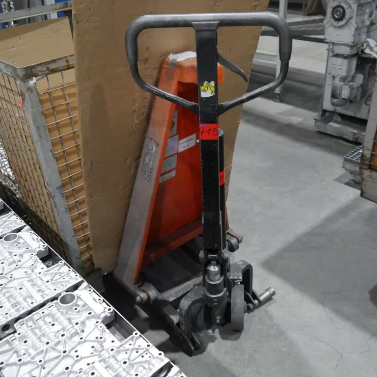 Scissor Lift Truck Schefer 1102011SLTM3