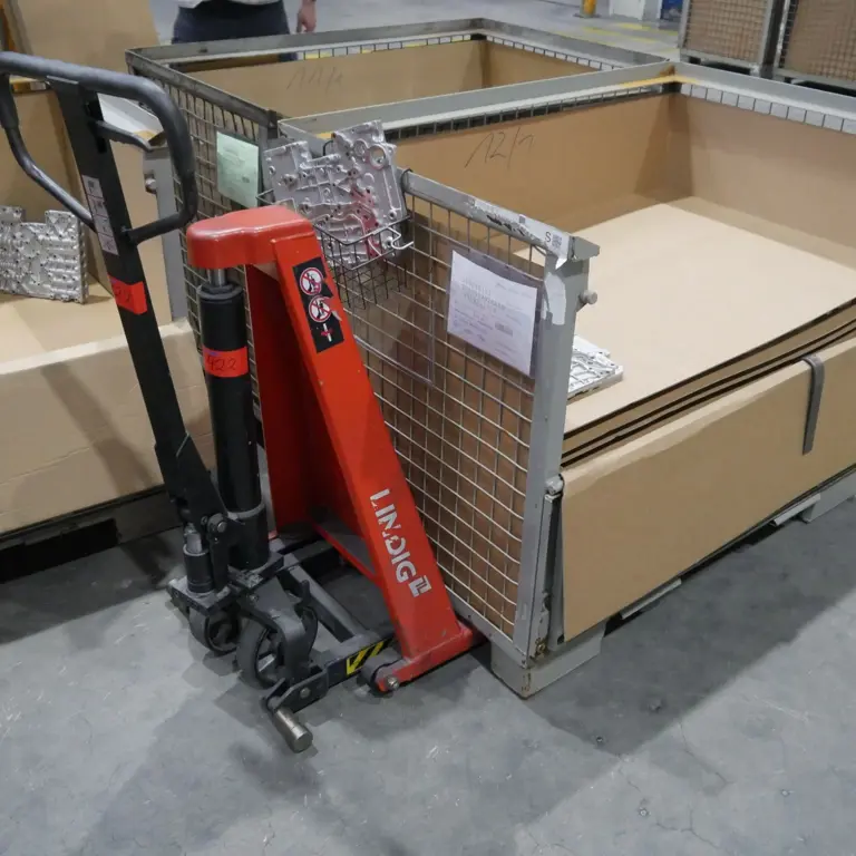 Scissor Lift Truck Schefer 1102010SLTM2