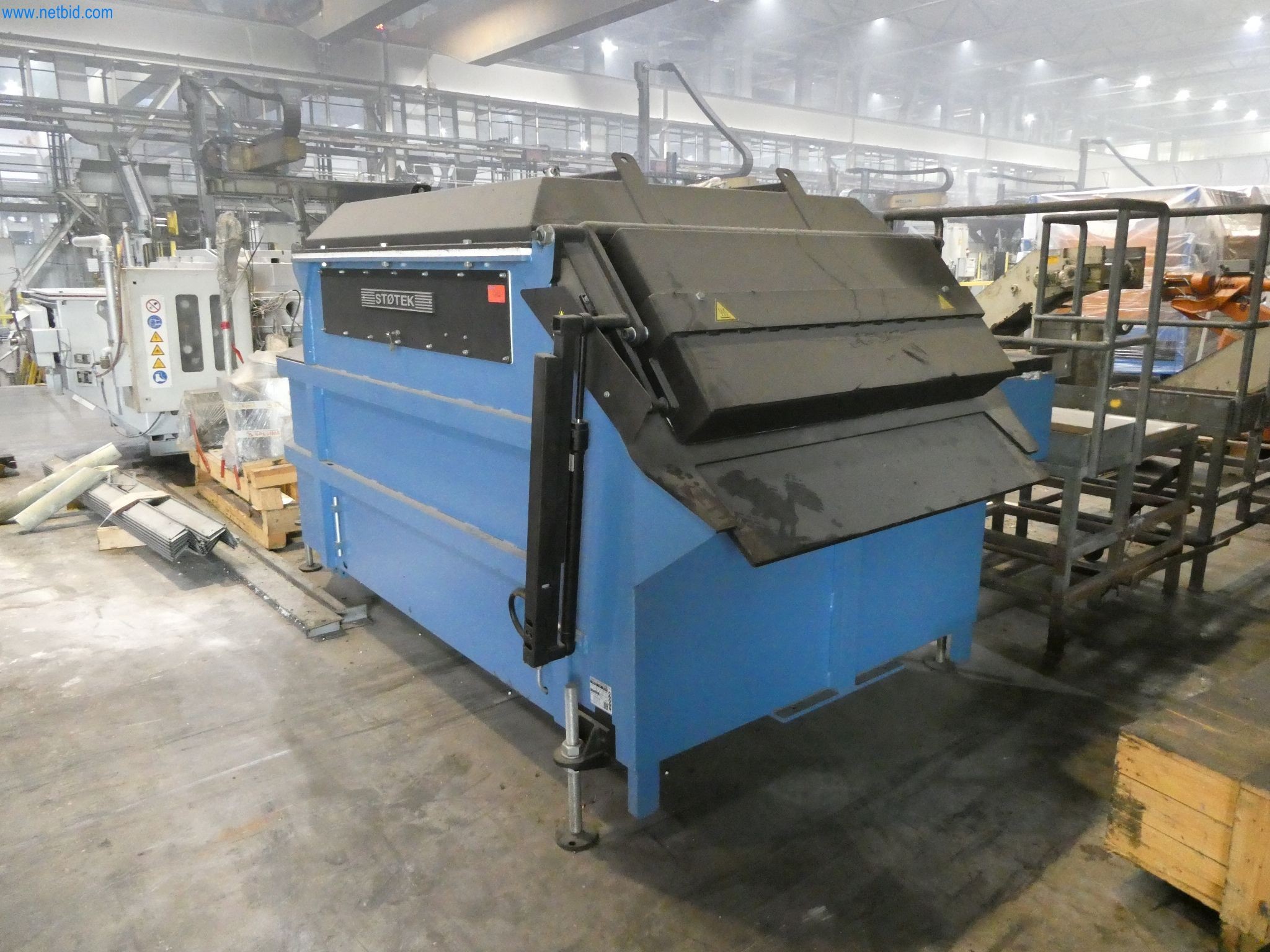 ae group - Melting store, Aluminum die casting machines 6,600 - 35,000 kN, Mechanical processing - PRIVATE TREATY SALE-2