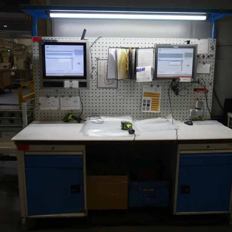 Test/Assembly Table Bedrunka + Hirth