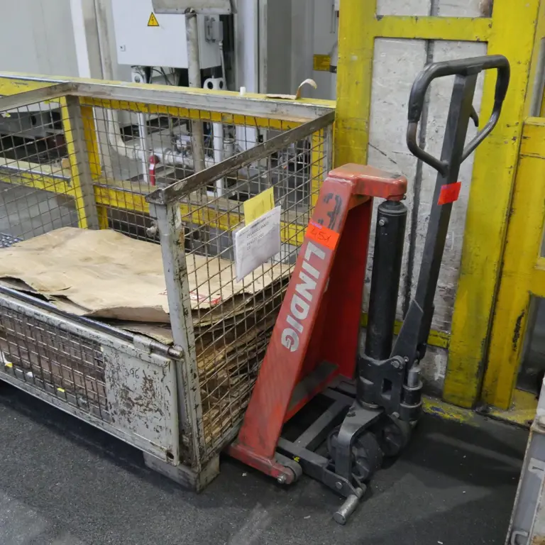 Scissor Lift Truck Schefer 1102011SLTM3