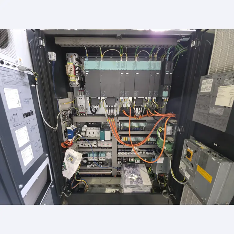 ae group - Anlagen und Maschinen zur Herstellung von Leichtmetall-Druckgusserzeugnissen (Powertrain u. Strukturteile) - AUKTION-40