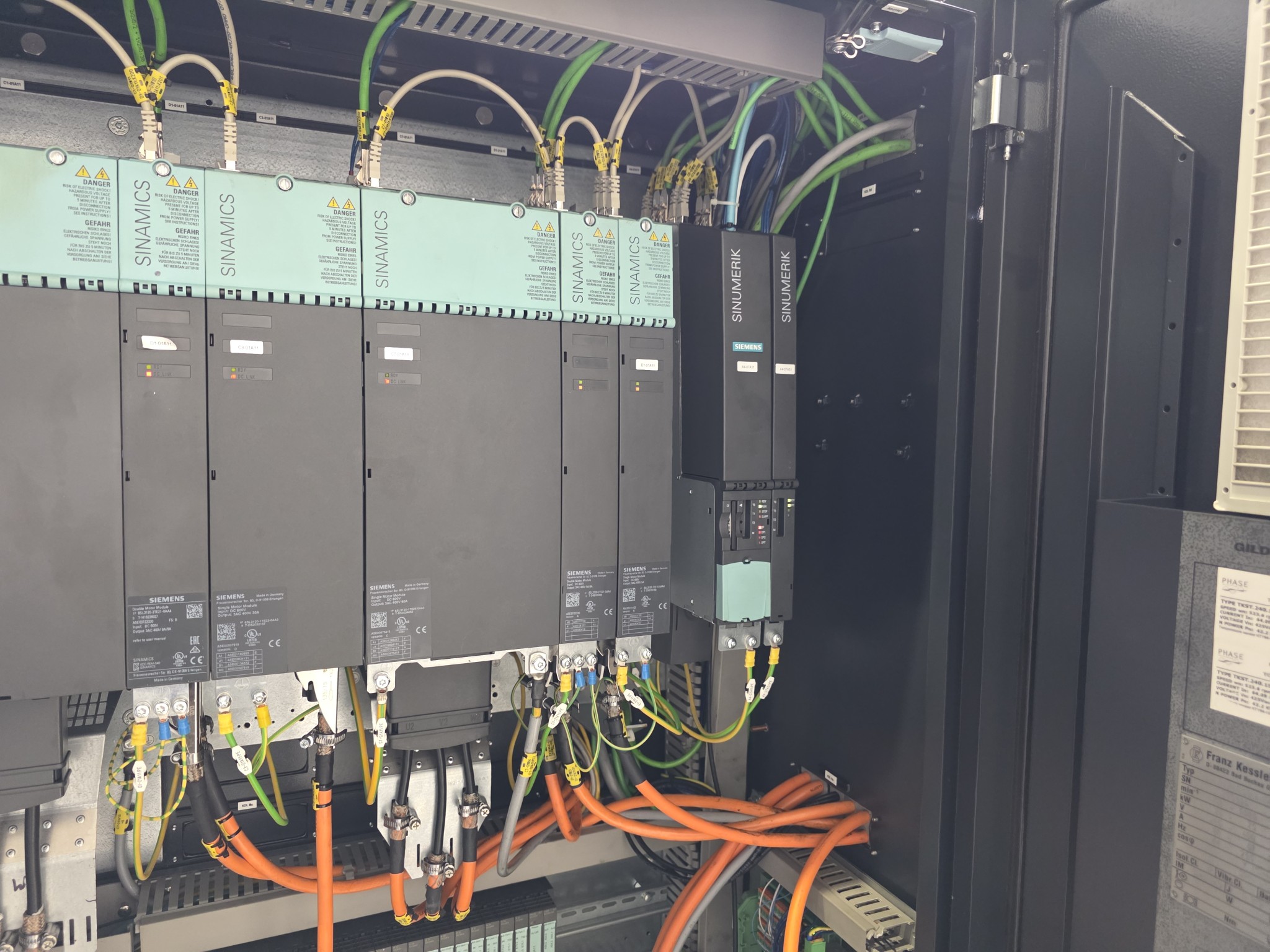 ae group - Anlagen und Maschinen zur Herstellung von Leichtmetall-Druckgusserzeugnissen (Powertrain u. Strukturteile) - AUKTION-41