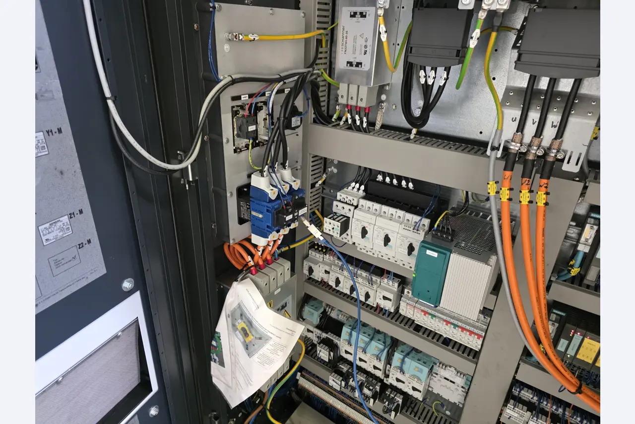 ae group - Anlagen und Maschinen zur Herstellung von Leichtmetall-Druckgusserzeugnissen (Powertrain u. Strukturteile) - AUKTION-45