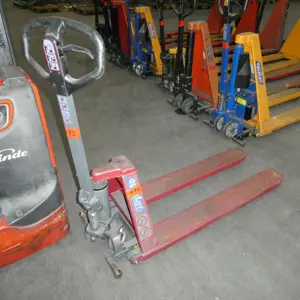 Pallet Jack (To be released on October 30, 2026) QuickLift