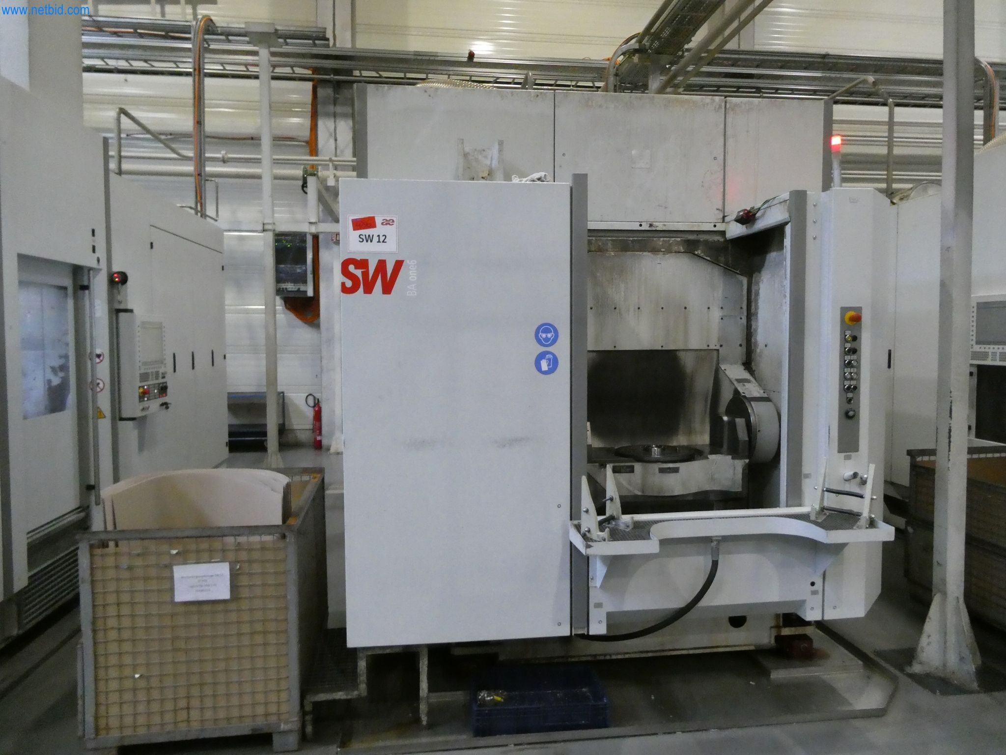 ae group - Melting store, Aluminum die casting machines 6,600 - 35,000 kN, Mechanical processing - PRIVATE TREATY SALE-1