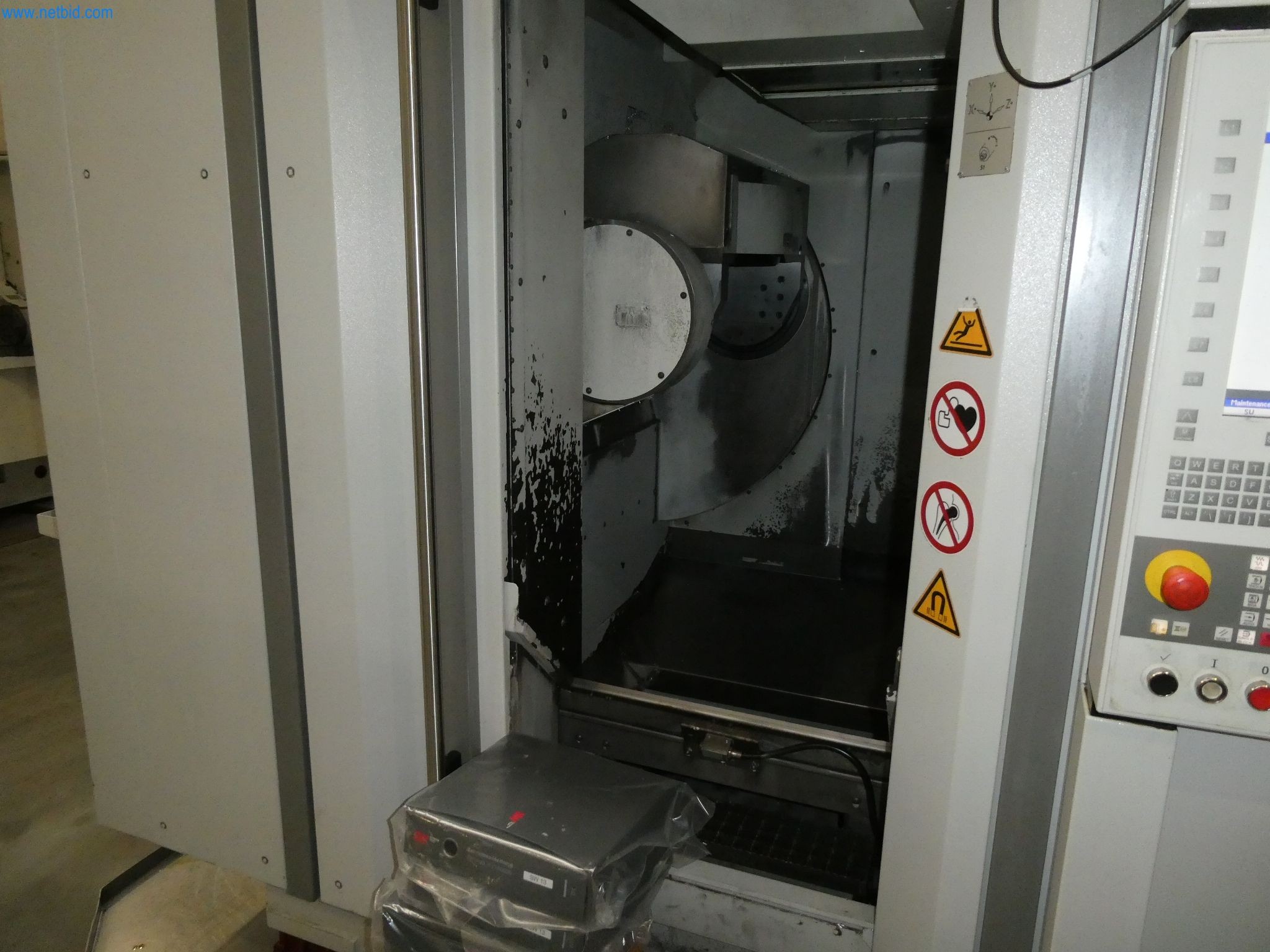 ae group - Melting store, Aluminum die casting machines 6,600 - 35,000 kN, Mechanical processing - PRIVATE TREATY SALE-18