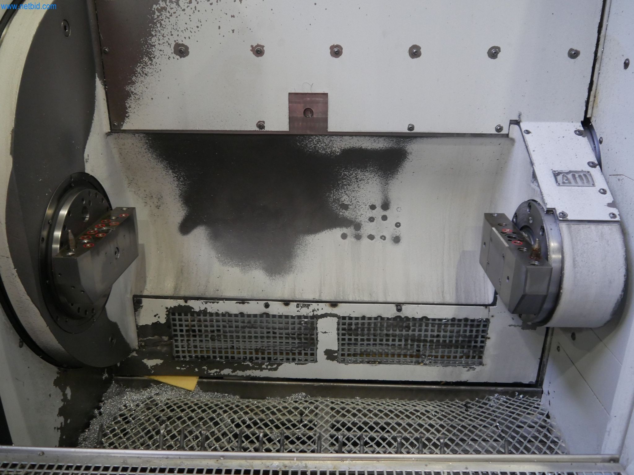 ae group - Melting store, Aluminum die casting machines 6,600 - 35,000 kN, Mechanical processing - PRIVATE TREATY SALE-2