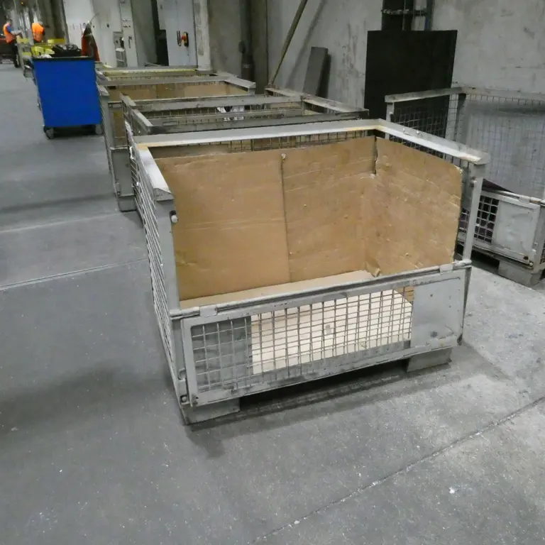 1  Posts: Mesh Crates