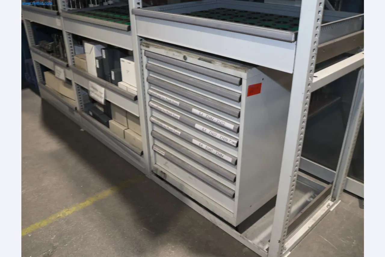 ae group - Installations et machines destinées à la fabrication de pièces moulées sous pression en métaux légers (groupe motopropulseur et pièces structurelles) - ENCHÈRES-11