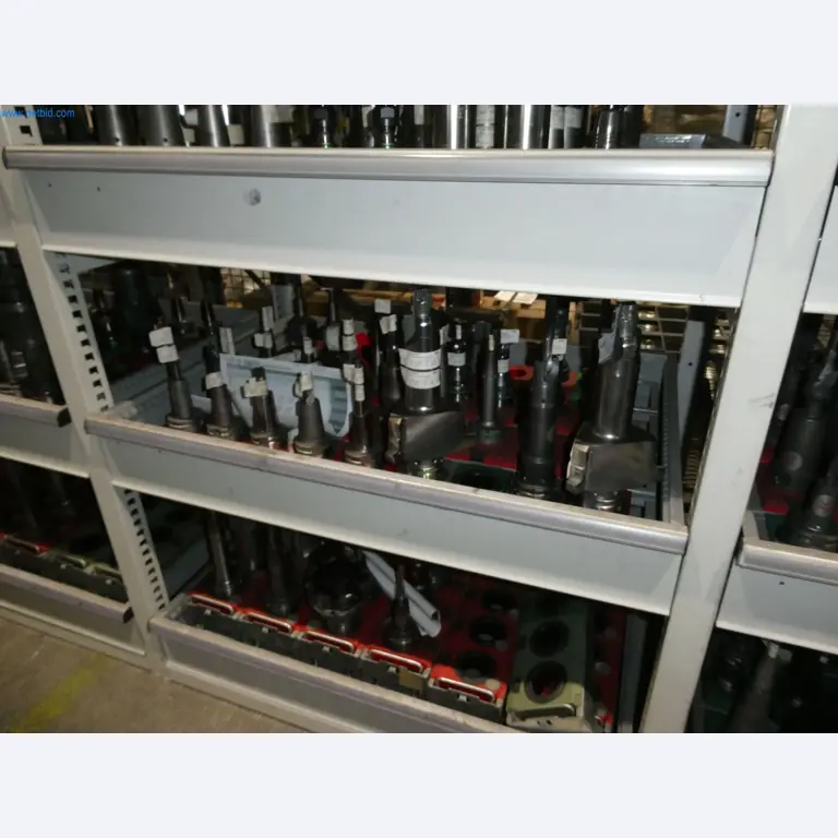 ae group - Installations et machines destinées à la fabrication de pièces moulées sous pression en métaux légers (groupe motopropulseur et pièces structurelles) - ENCHÈRES-13