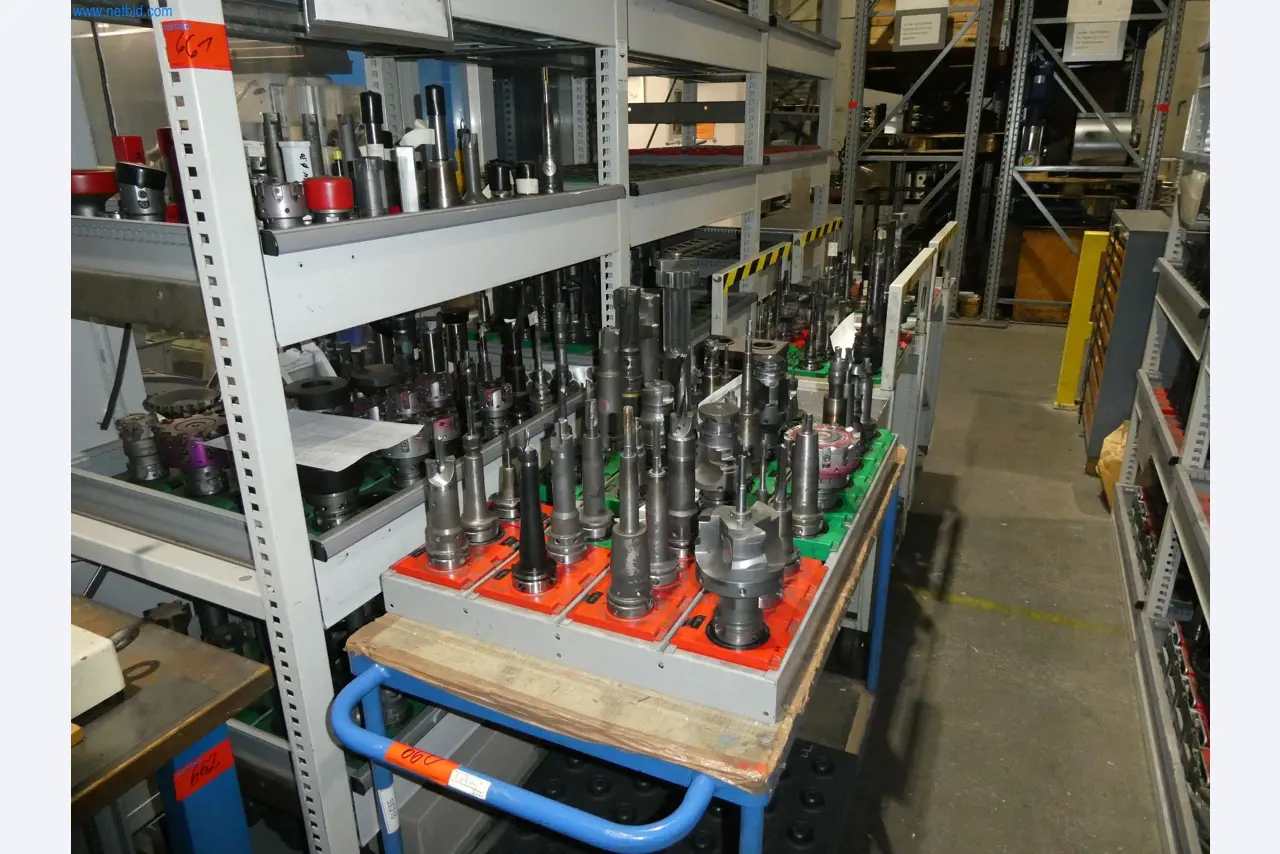 ae group - Installations et machines destinées à la fabrication de pièces moulées sous pression en métaux légers (groupe motopropulseur et pièces structurelles) - ENCHÈRES-22