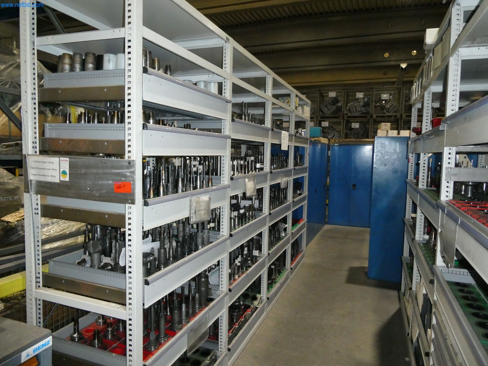ae group - Installations et machines destinées à la fabrication de pièces moulées sous pression en métaux légers (groupe motopropulseur et pièces structurelles) - ENCHÈRES-2