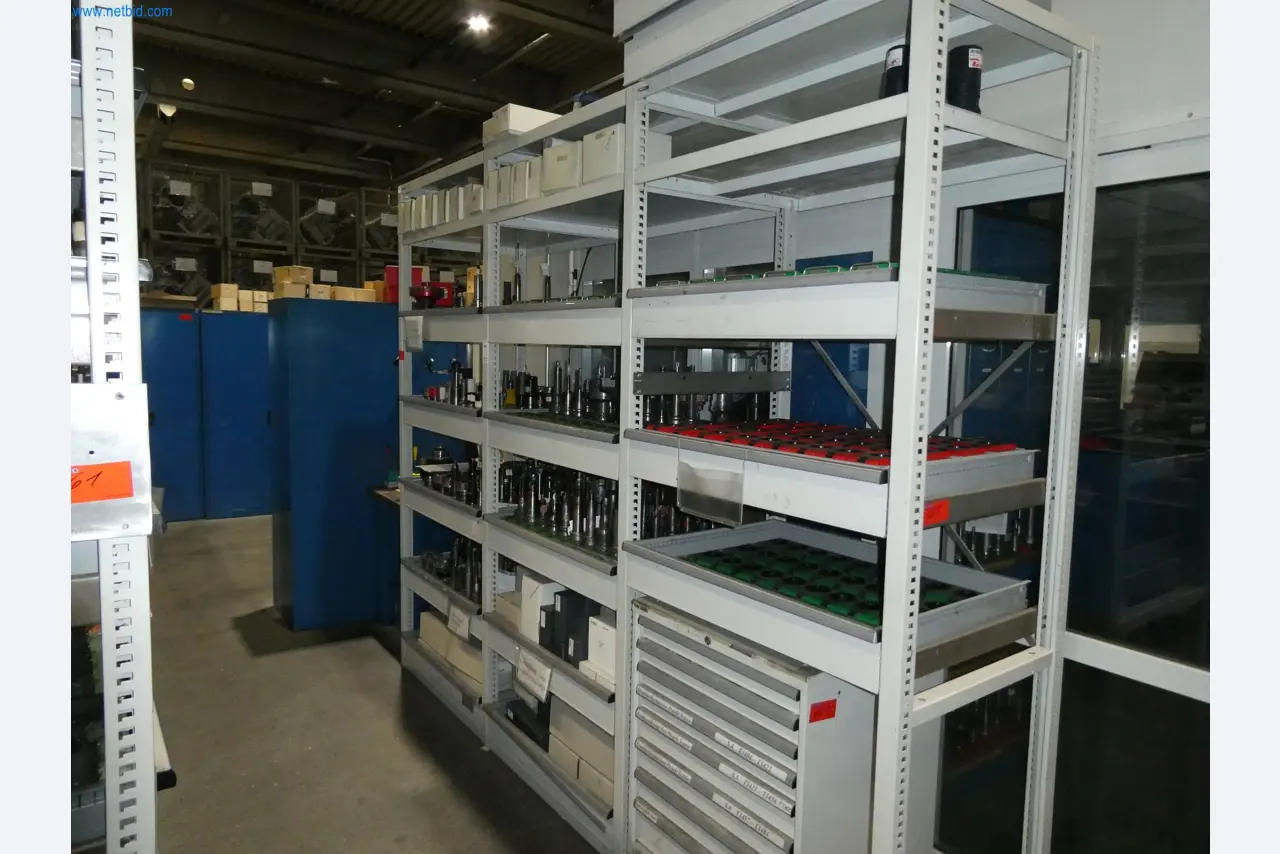 ae group - Installations et machines destinées à la fabrication de pièces moulées sous pression en métaux légers (groupe motopropulseur et pièces structurelles) - ENCHÈRES-3