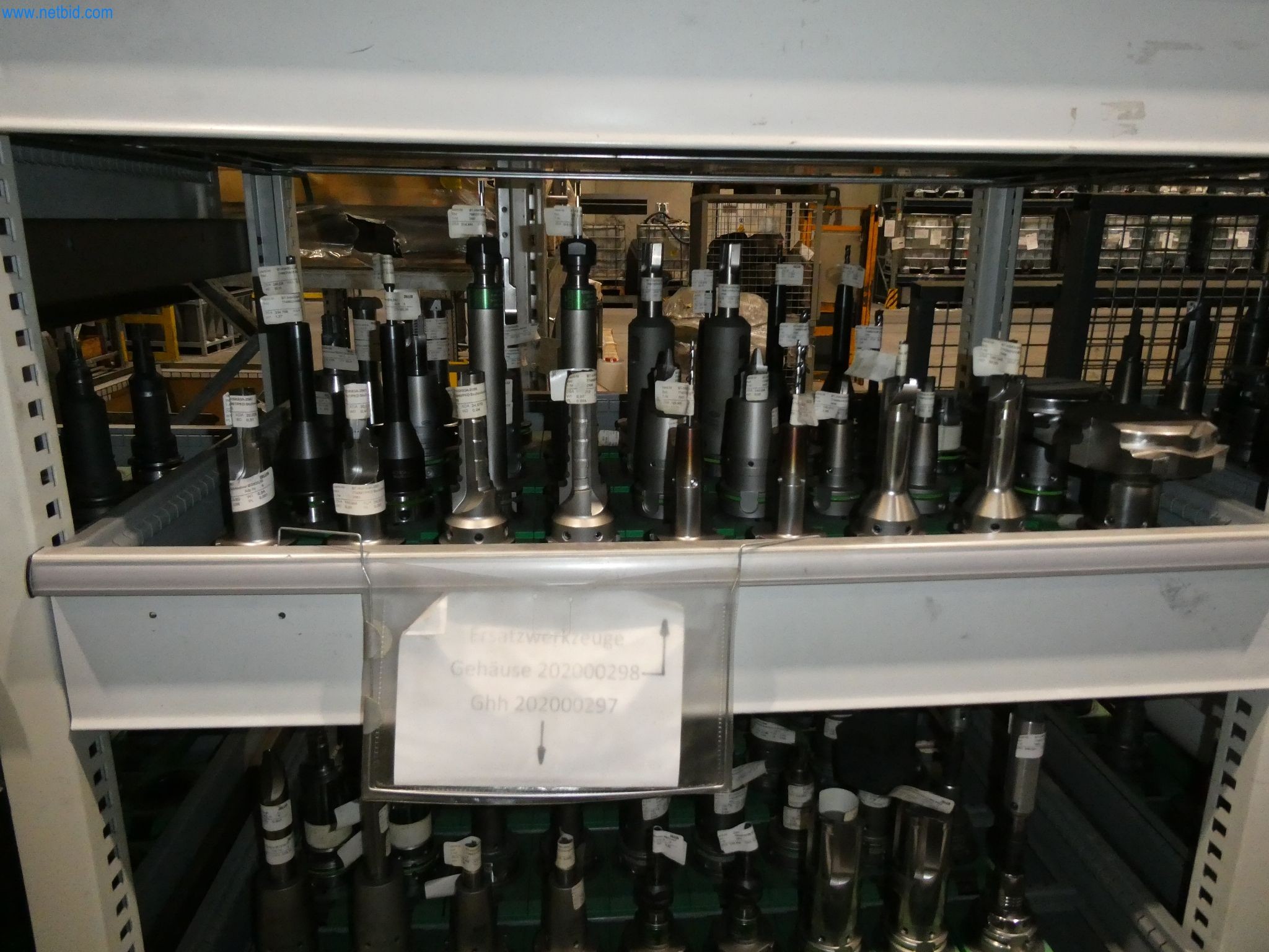 ae group - Installations et machines destinées à la fabrication de pièces moulées sous pression en métaux légers (groupe motopropulseur et pièces structurelles) - ENCHÈRES-5