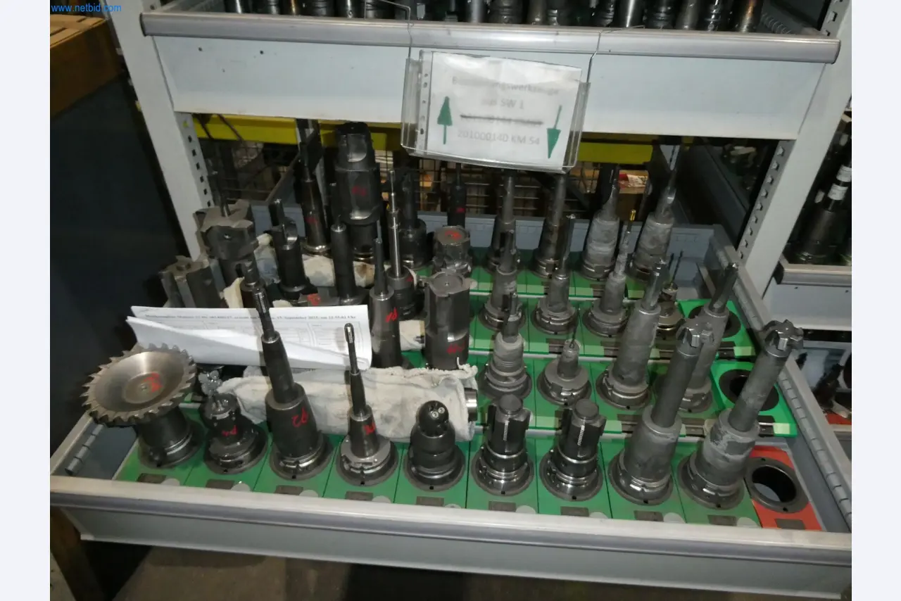 ae group - Installations et machines destinées à la fabrication de pièces moulées sous pression en métaux légers (groupe motopropulseur et pièces structurelles) - ENCHÈRES-7