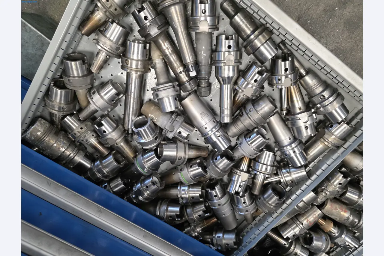 ae group – Plant and machinery for the manufacture of light-metal die-cast components (powertrain and structural parts) – AUCTION-14