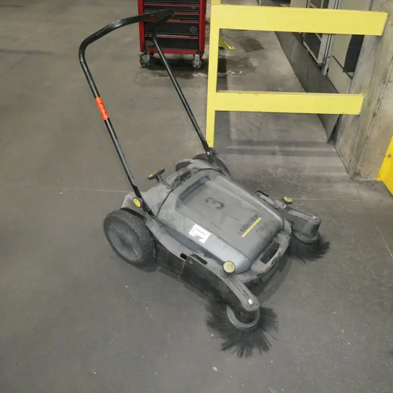 Floor sweeper Kärcher