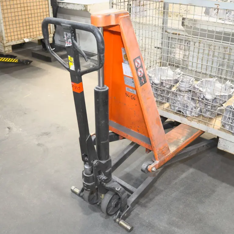 Scissor Lift Truck