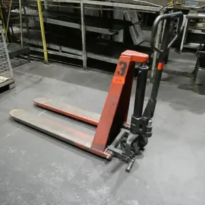 2 Scissor Lift Truck