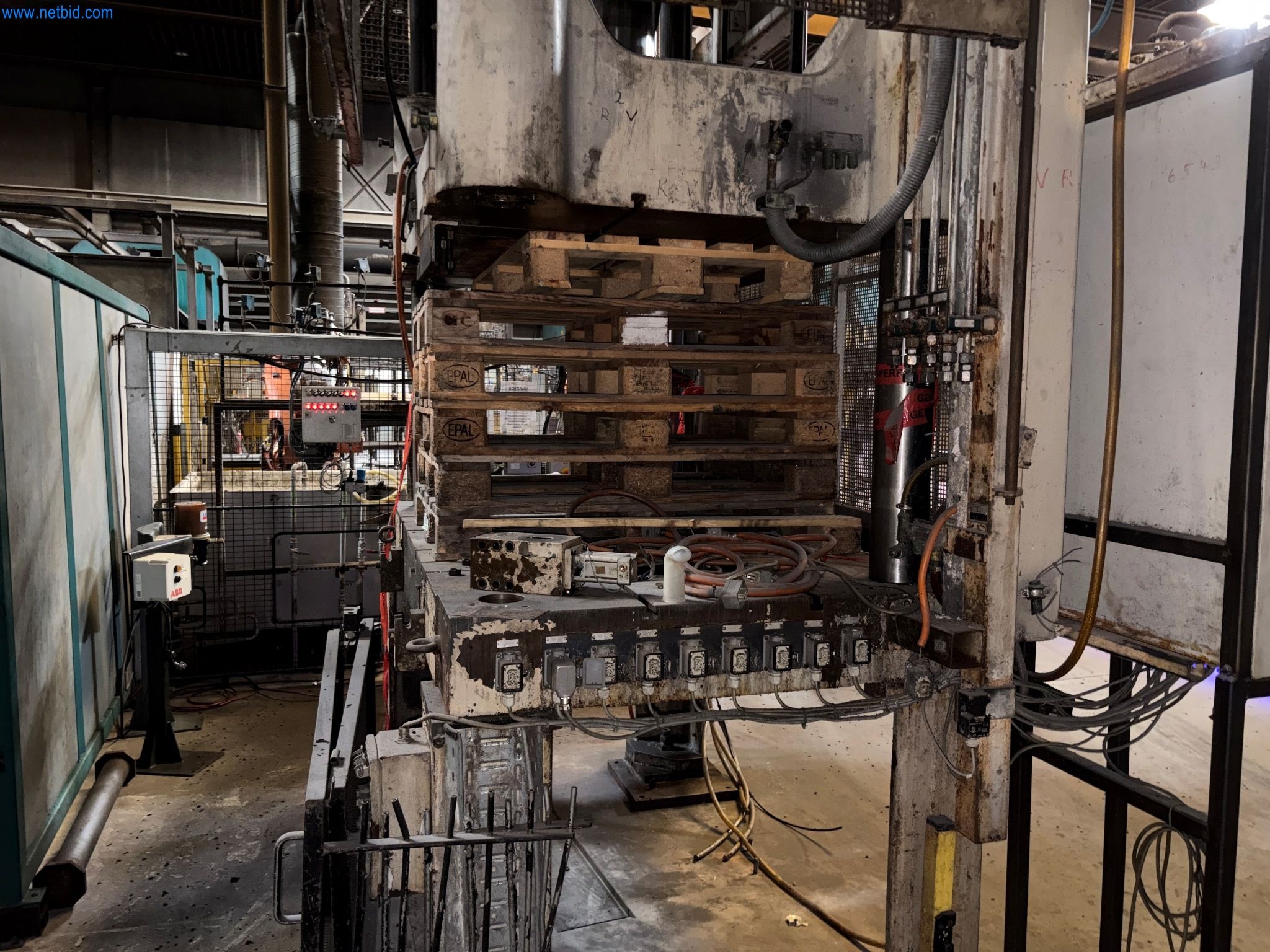 ae group - Anlagen und Maschinen zur Herstellung von Leichtmetall-Druckgusserzeugnissen (Powertrain u. Strukturteile) - AUKTION-3