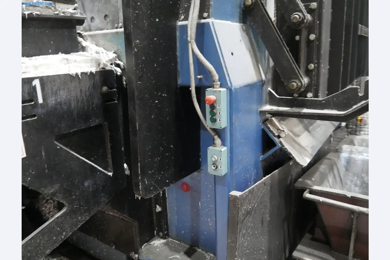 ae group - Melting store, Aluminum die casting machines 6,600 - 35,000 kN, Mechanical processing - PRIVATE TREATY SALE-3
